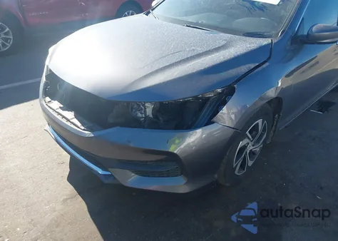 2017 Honda Accord Lx из США, поврежденный, VIN 1HGCR2F39HA166587